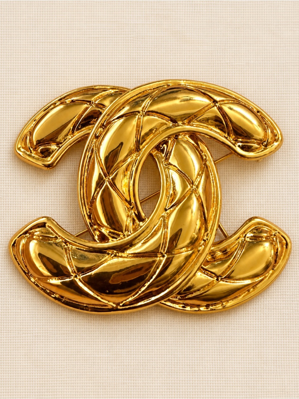 Gold Gold Tone Quilted Interlocking CC Statement Brooch Pin New 2.25” x 2”